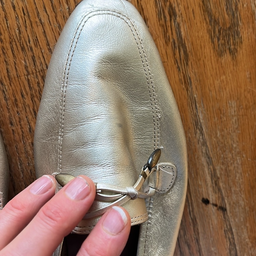 Made in Brazil pale Gold “Westies” loafers sz 9 - Picture 6 of 7